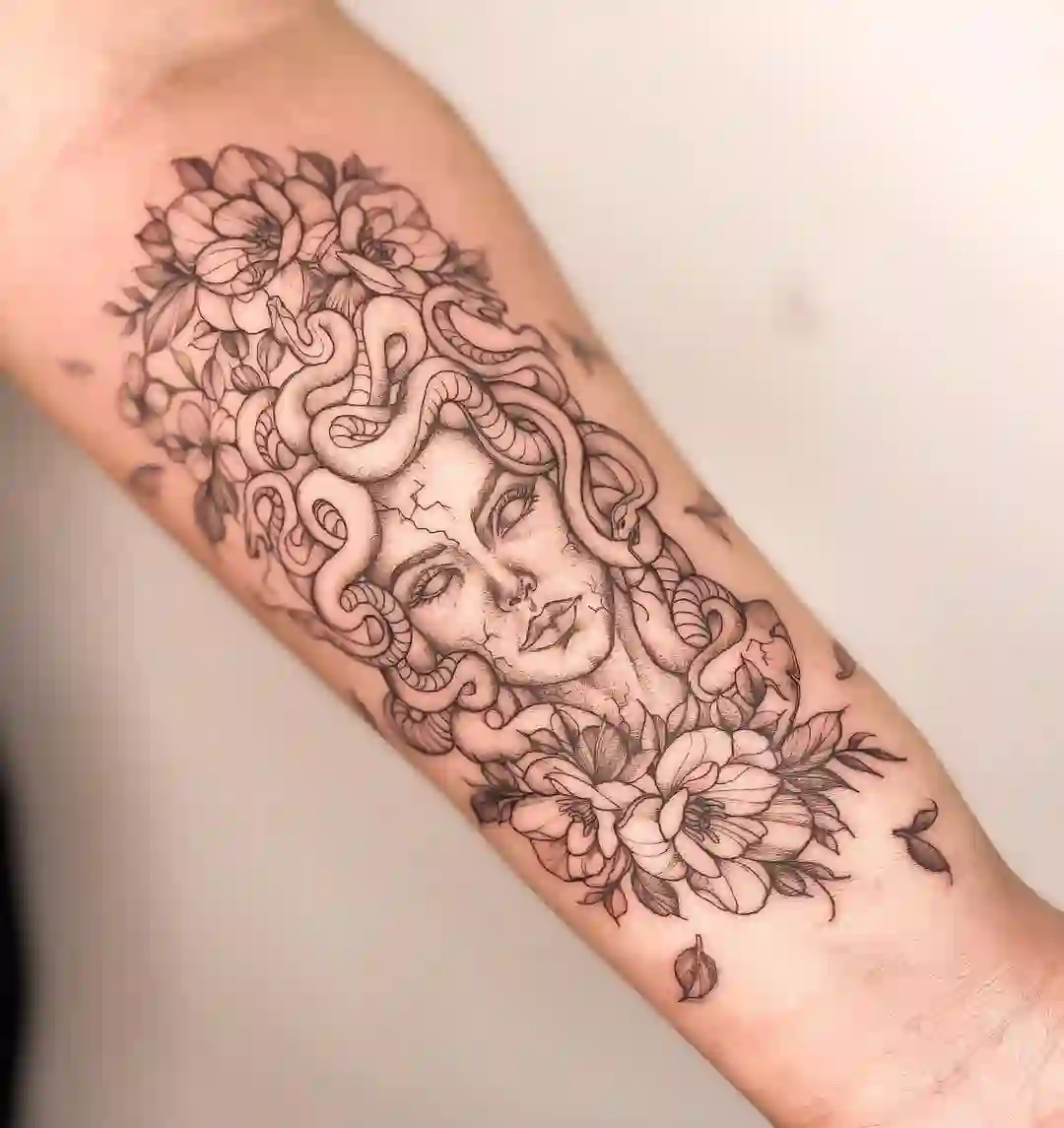 Read more about the article From Legend to Skin: Exploring Medusa Tattoo Designs and Their Meanings